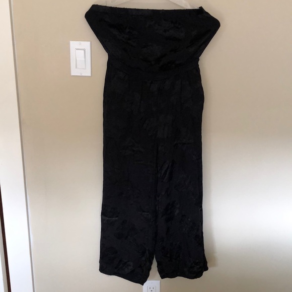 Romper - Picture 1 of 3